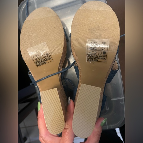 Blue denim cork style lace up heels/platforms - Picture 3 of 3